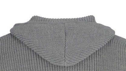 Nahansicht auf die gestrickte Kapuze