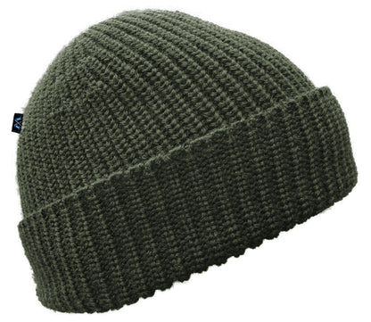 Blauer Peter Strickmütze aus 100 % Merinowolle in Olivgrün – formgerecht gestrickt mit Umschlagkante