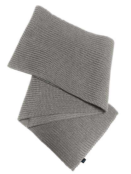 Blauer Peter Schal aus 100 % Schurwolle – weicher Strickschal in Hellgrau aus nachhaltiger Fertigung